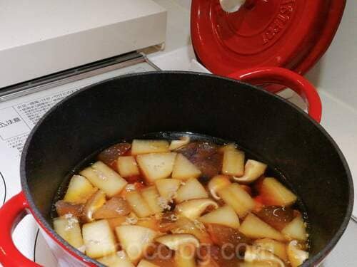大根と豚の煮物